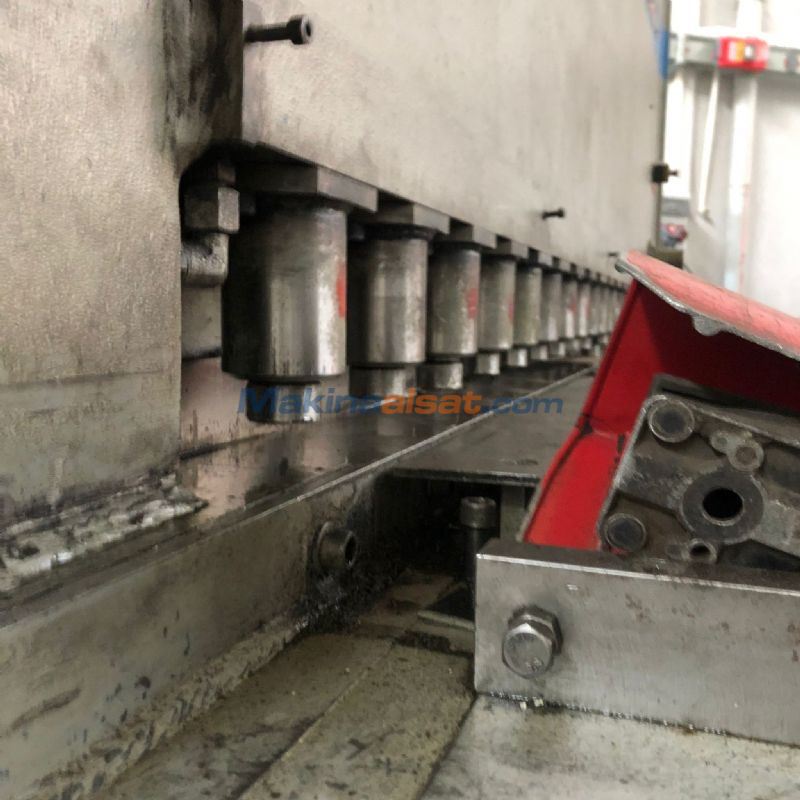 BAYKAL MARKA 3 X 13 MM CNC HİDROLİK GİYOTİN MAKAS