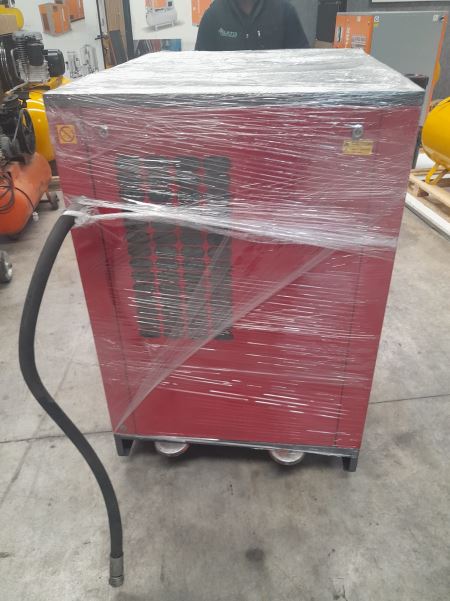 BS 22 13BAR  22 KWA VİDALI KOMPRESÖR