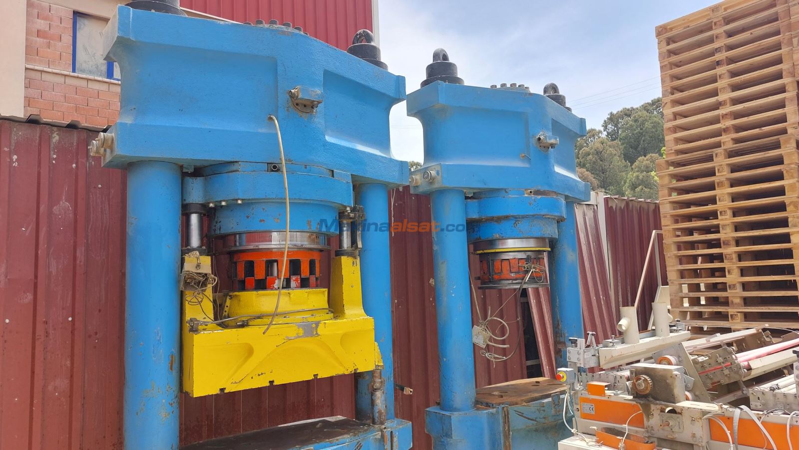 2 Adet Sahibinden Çalışır Durumda 800 Tonluk Pres