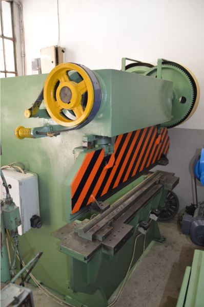 60 TON 1600 x 3 MM ABKANT CAKA
