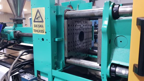 70 TON ARBURG Plastik Enjeksiyon