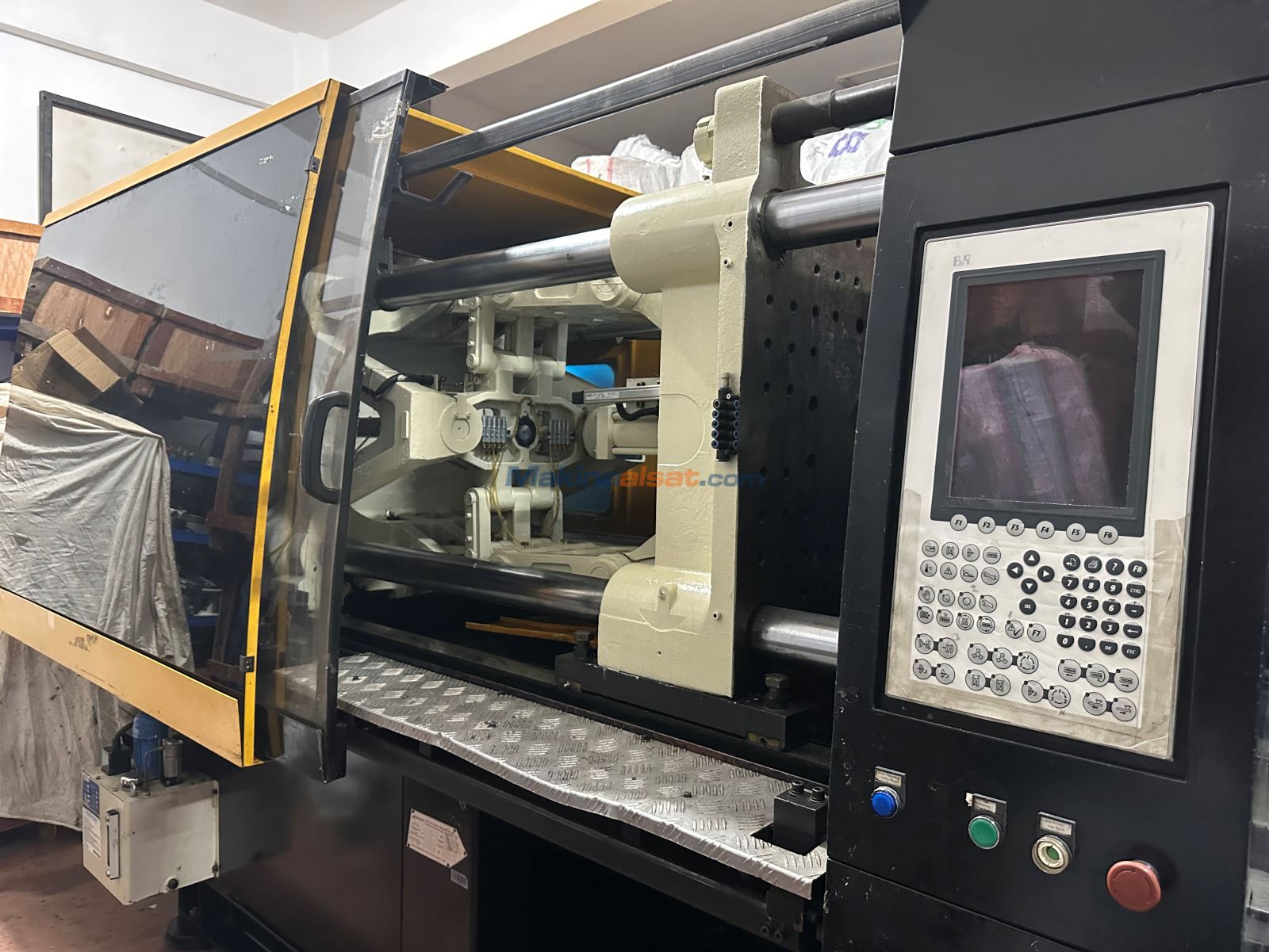 CHEN SONG 250 TON SERVO PLASTİK ENJEKSİYON