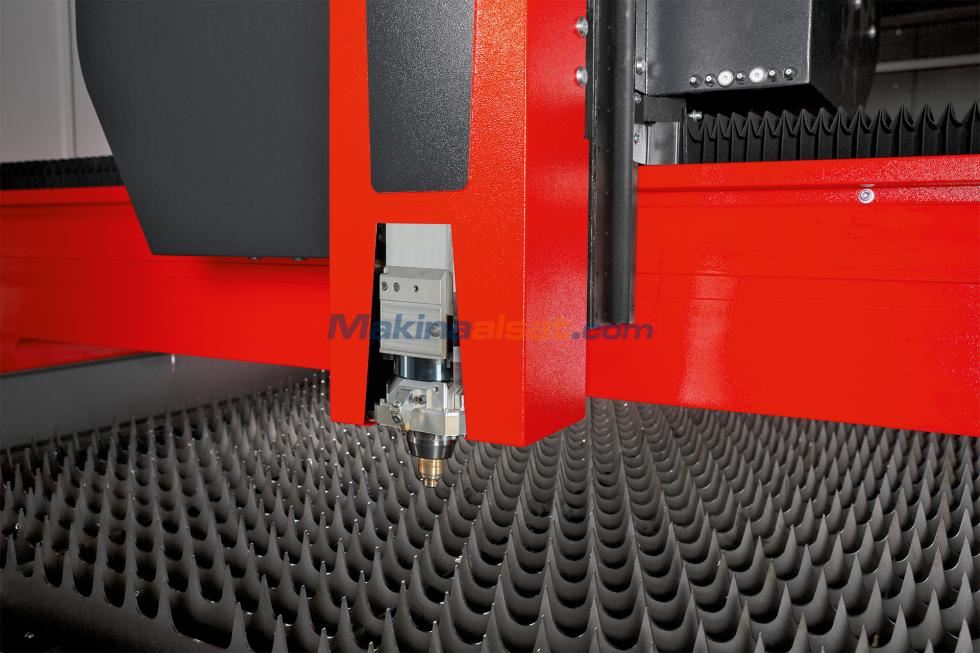 Bystronic BySmart Fiber 3015 6000 Watt CNC Fiber Lazer Kesim