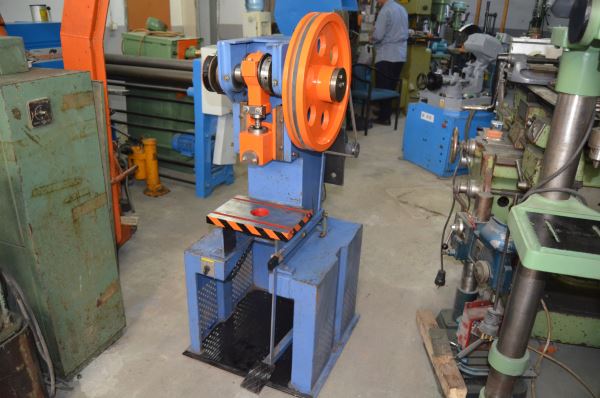 5 TON ÇELİK GÖVDE EKSANTRİK PRES