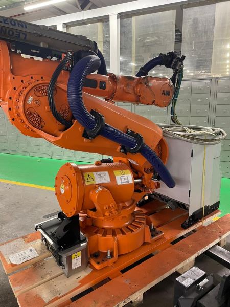 ABB IRB 6640 M2004 Robot