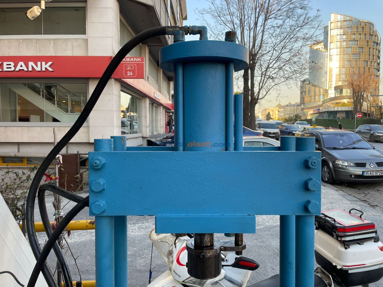 30 TON HİDROLİK PRES