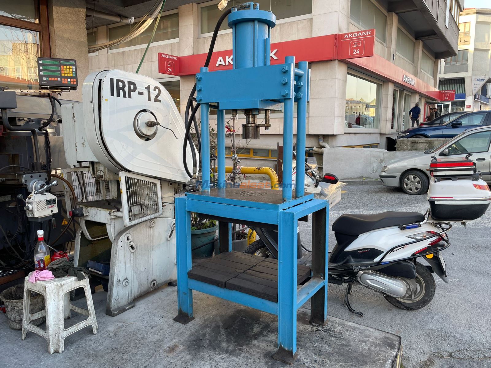 30 TON HİDROLİK PRES