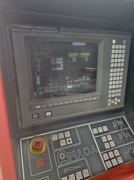 AMADA ARCADE 210 Punch Pres