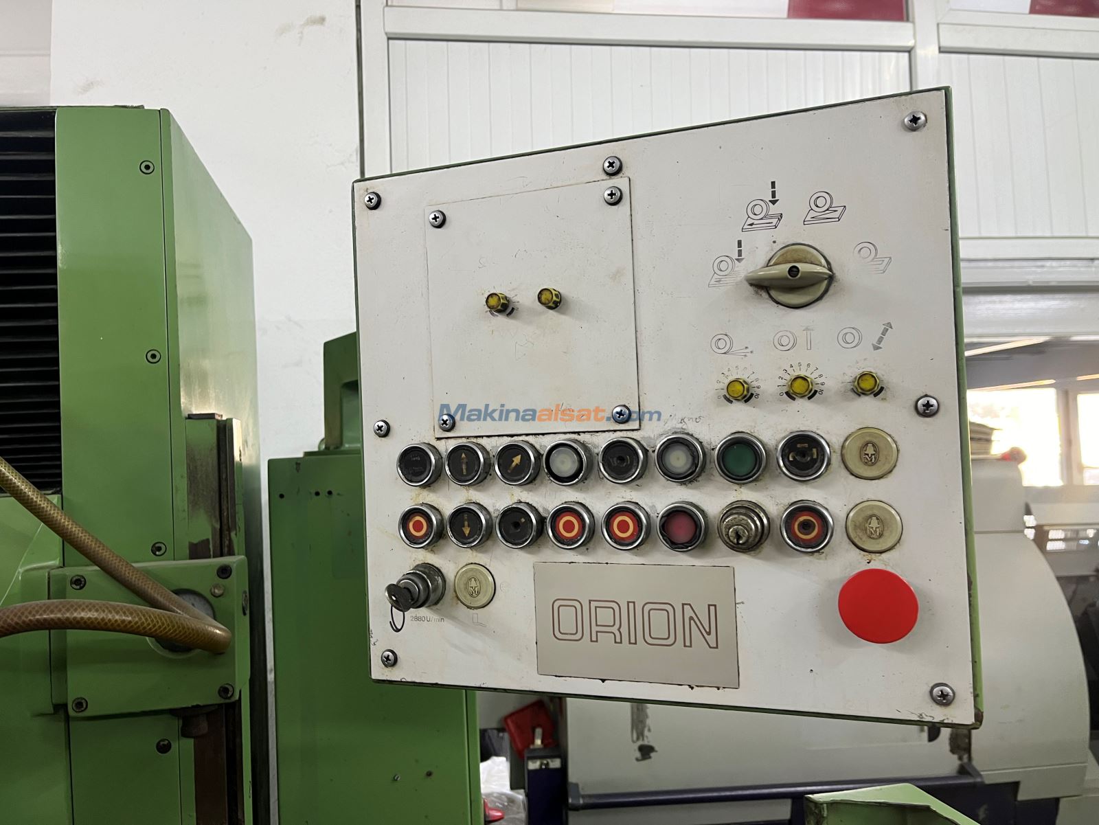 ELB ORION marka 300 x 600 mm Dalmalı Yüzey Taşlama