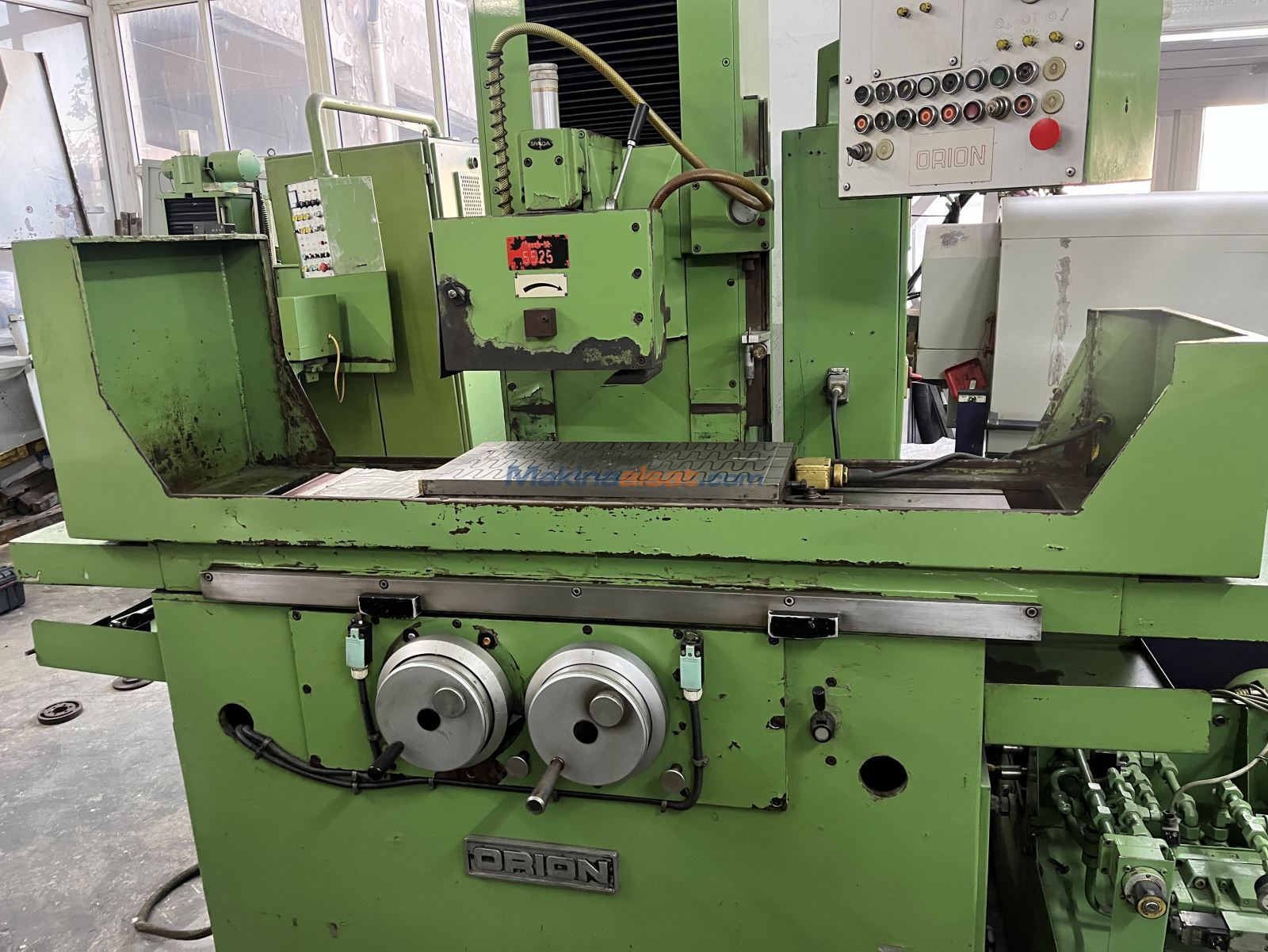 ELB ORION marka 300 x 600 mm Dalmalı Yüzey Taşlama