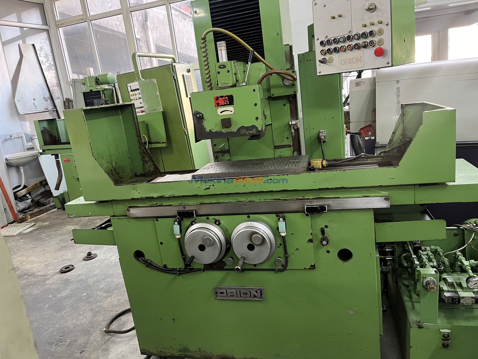 ELB ORION marka 300 x 600 mm Dalmalı Yüzey Taşlama