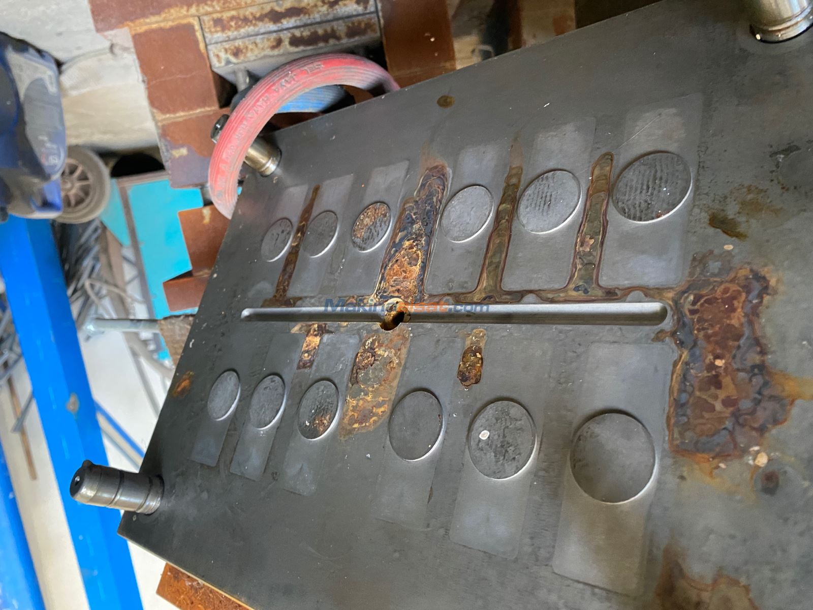 MUHTELİF PLASTİK ENJEKSİYON KALIPLARI