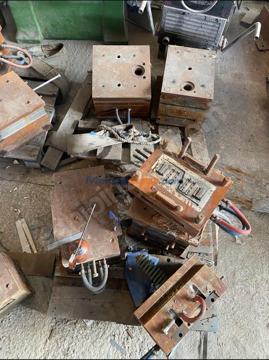 MUHTELİF PLASTİK ENJEKSİYON KALIPLARI