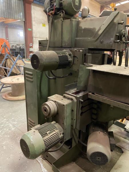 TAKSAN - MB 400 Universal Freze