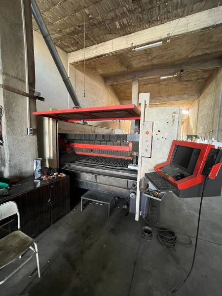 BYSTRONIC 3 KW 1500X3000 ÇİFT TABLA KARBON LAZER