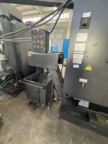 OKUMA GENOS M560-V-e CNC Dik İşlem
