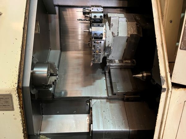 OKUMA LB 15 II - 1990 MODEL CNC TORNA