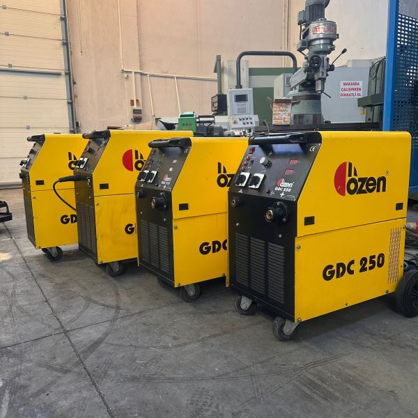 ÖZEN MARKA 250 AMPER (DİJİTALLİ) GAZALTI KAYNAK