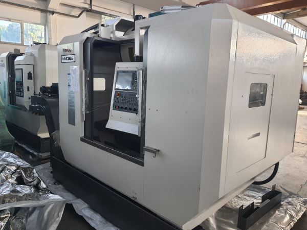 Stokta Hazır Favory VMC 855 CNC Dik İşlem
