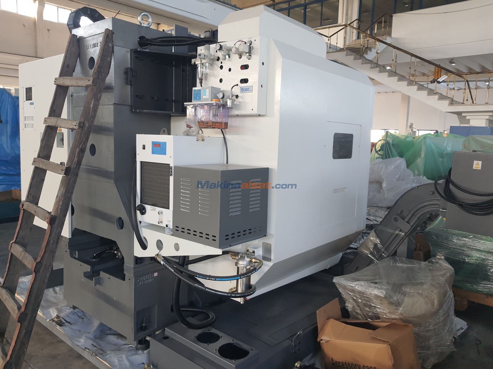 Stokta Hazır Favory VMC 855 CNC Dik İşlem