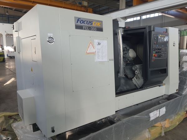 Stokta Hazır Focus FCL 300 Cnc Torna