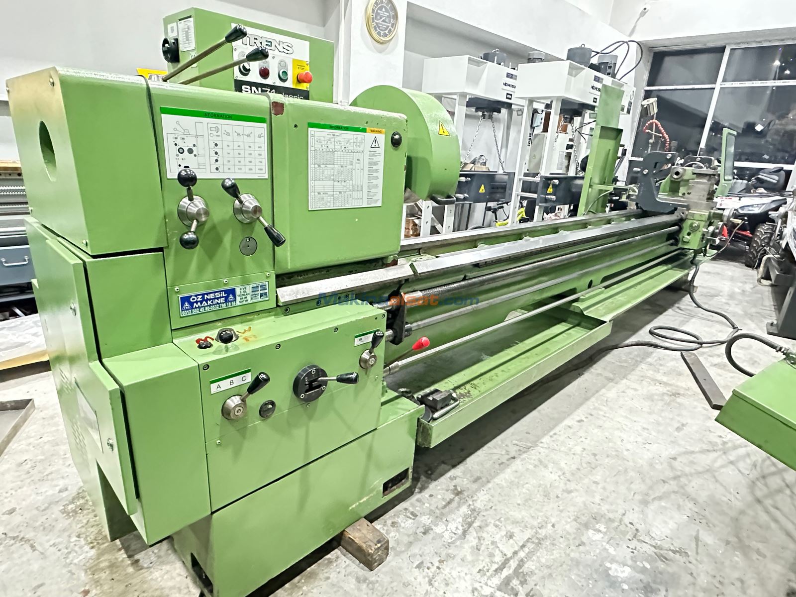 Satılık ikinci el SN 71 - 4 Metre Torna Universal Torna makinesi