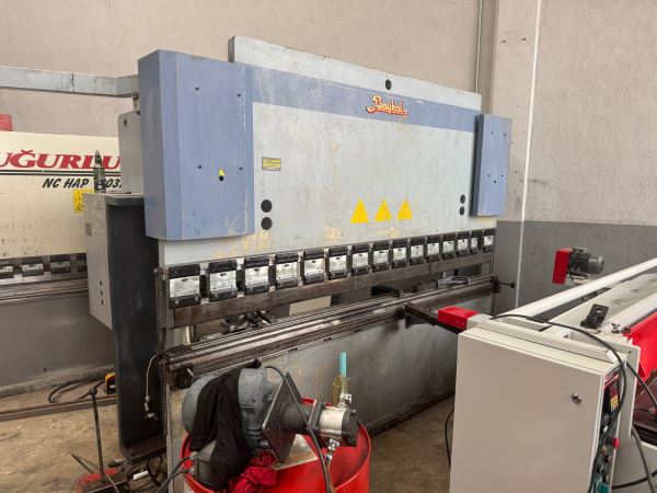 TAKAS OLUR BAYKAL 3 M 120 TON 2002 Model  ABKANT