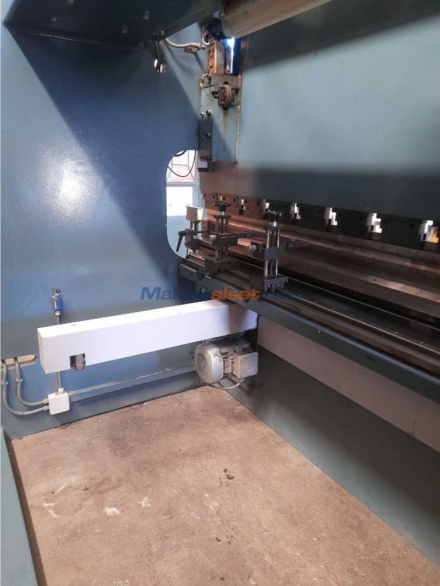 DURMA 3 METRE 120 TON CNC ABKANT