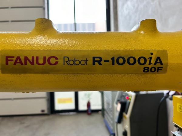 FANUC R-1000İA 80F - MODEL YILI 2012 - ENDÜSTRİYEL ROBOT