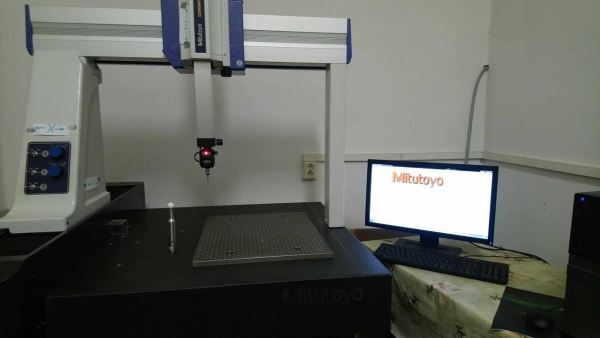 CMM Mitutoyo Crysta Plus M544