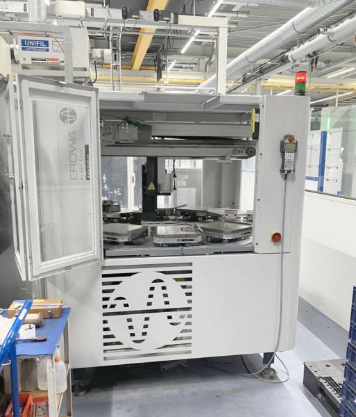 MAKINO V 33i Graphite 5 Eksen CNC İşleme