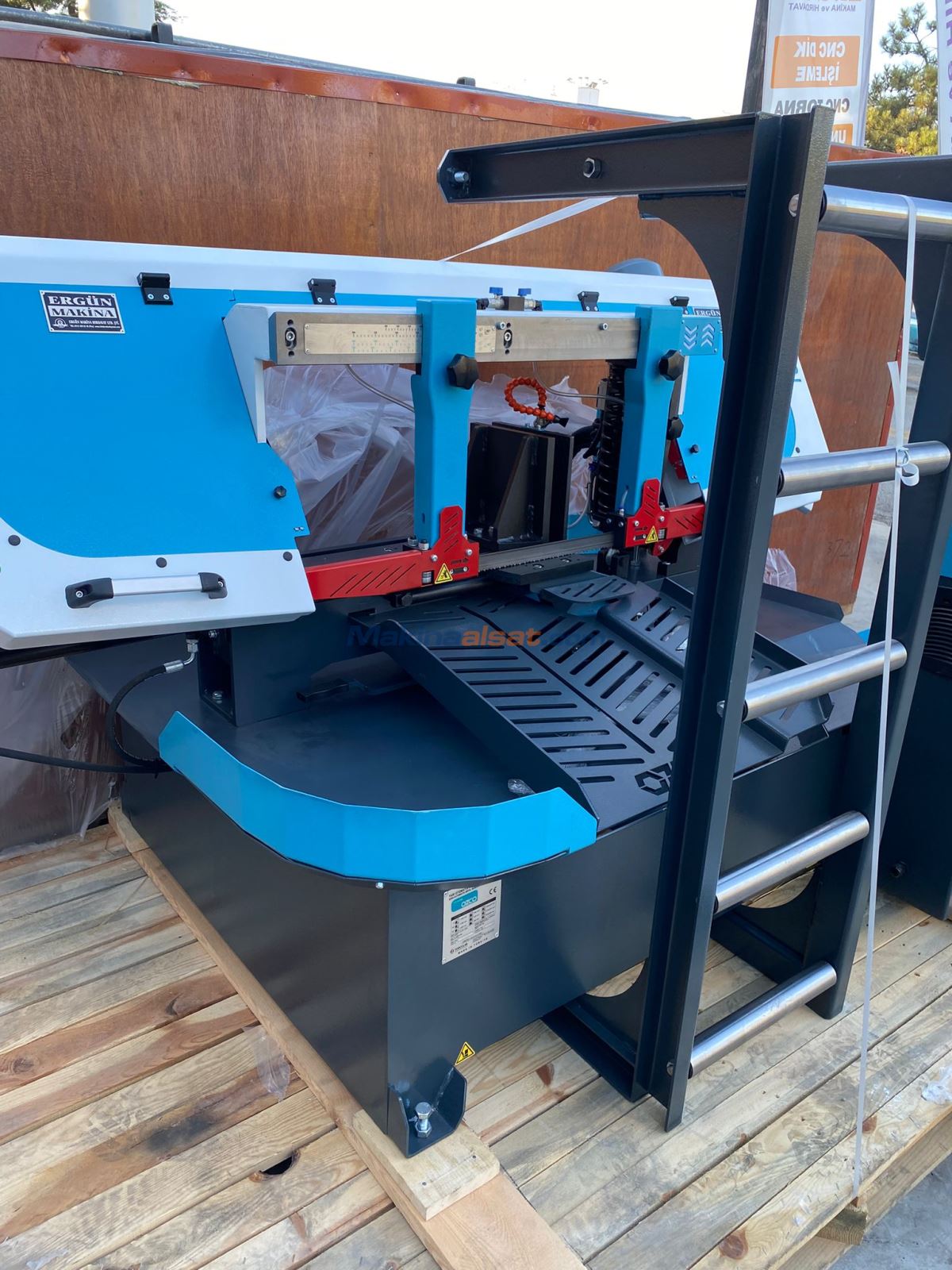 OZCO TS360M YARI OTOMATİK AÇILI ŞERİT TESTERE
