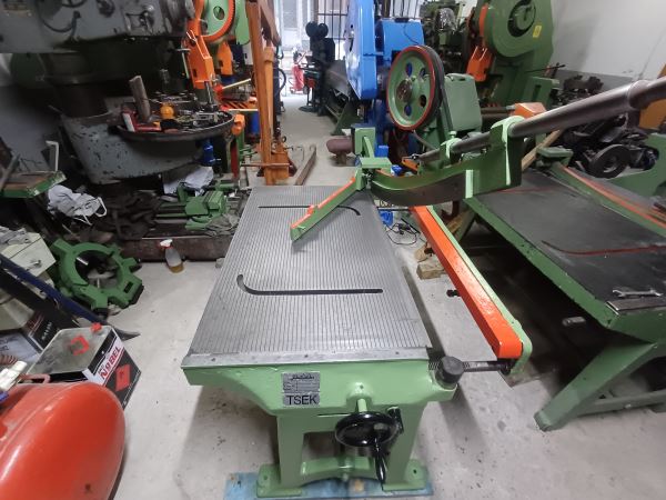 105 CM BAYKAL KOLLU GİYOTİN MAKAS