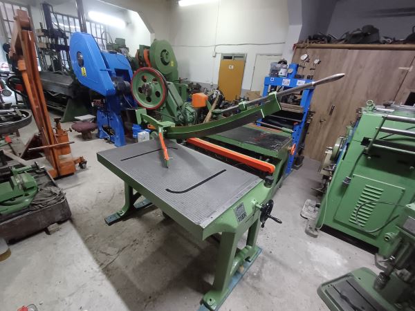 105 CM BAYKAL KOLLU GİYOTİN MAKAS