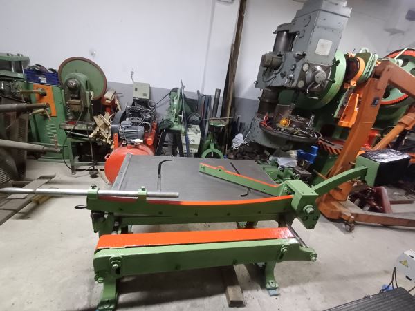 105 CM BAYKAL KOLLU GİYOTİN MAKAS