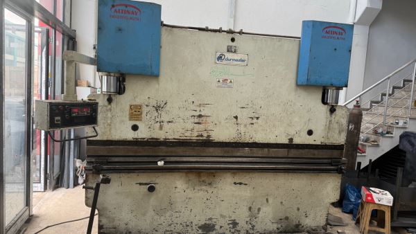DURMA 3 METRE 6 mm HİDROLİK ABKANT PRES