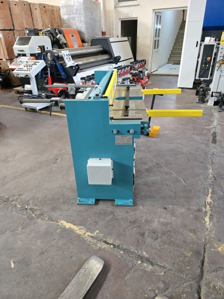 1300 x 2,5 MM REDÜKTÖRLÜ GİYOTİN MAKAS