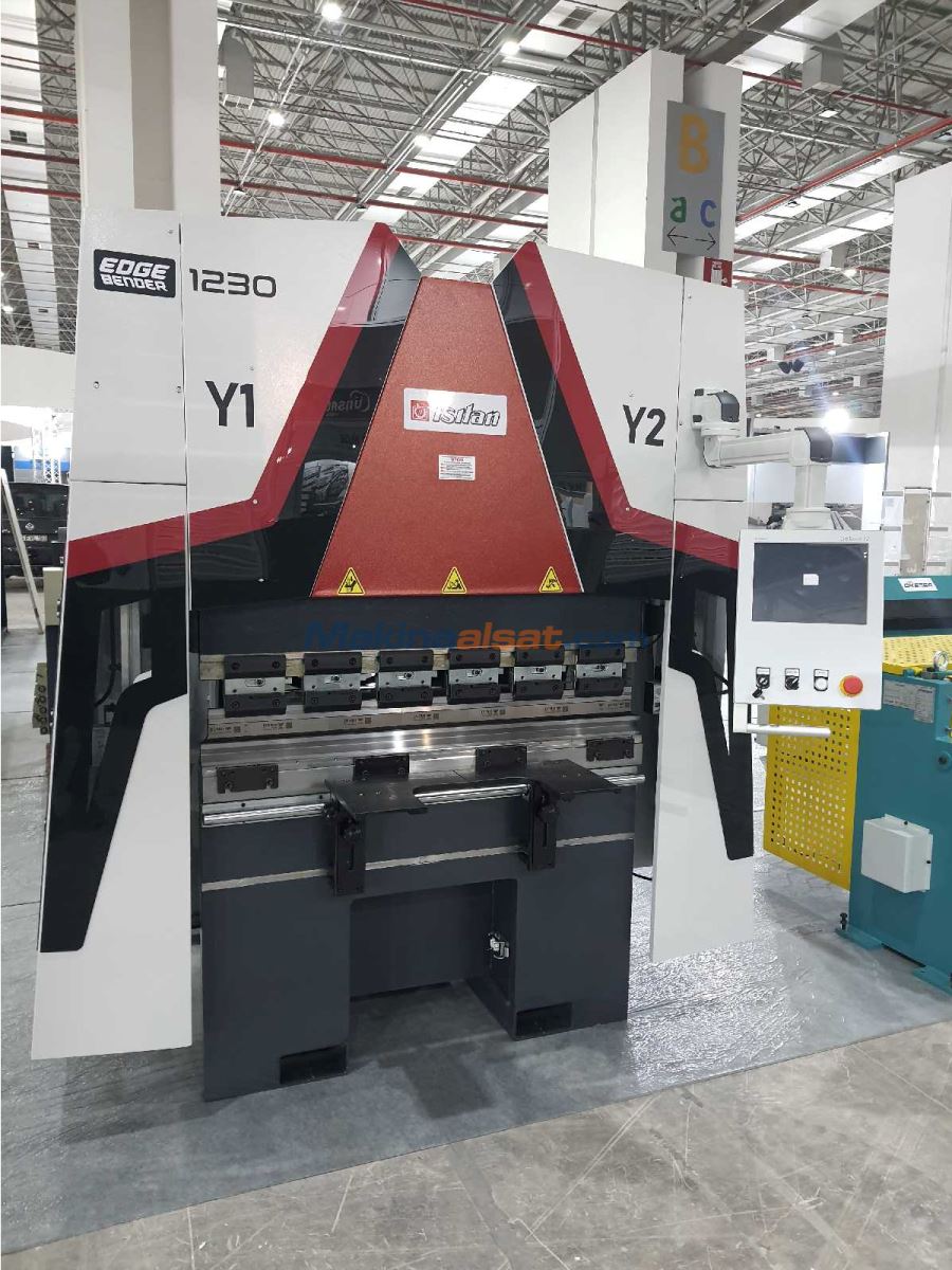 1250 mm - 30 Ton 4 Eksen Cnc Abkant Pres