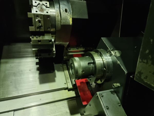 DOOSAN  PUMA  2100 MS  10.inc. Çift Ayna / 2 x C-eksen + B-eksen- Sürücülü CNC Torna