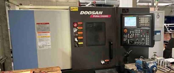 DOOSAN  PUMA  2100 MS  10.inc. Çift Ayna / 2 x C-eksen + B-eksen- Sürücülü CNC Torna