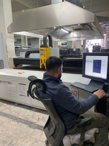 Mekotek 3 kW 2000 x 4000 Fiber Lazer Kesim