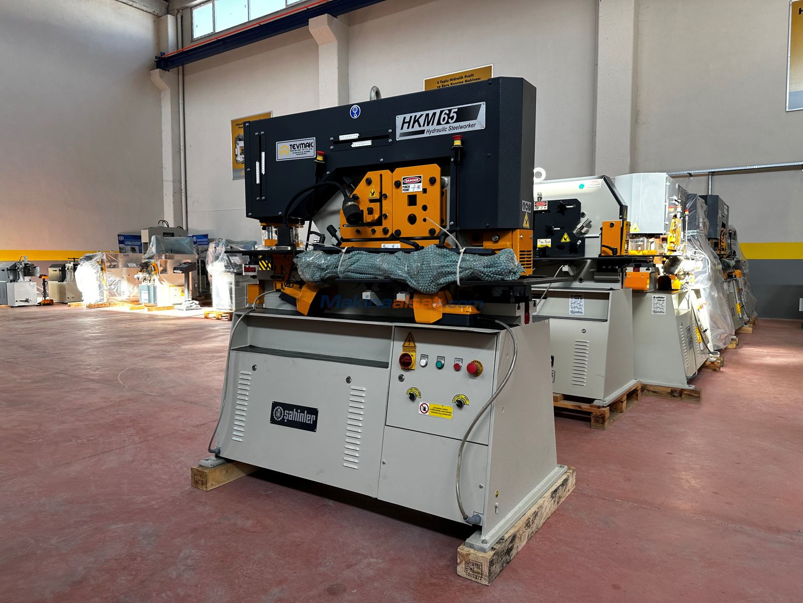 ŞAHİNLER HKM 65 HİDROLİK KOMBİNE MAKAS