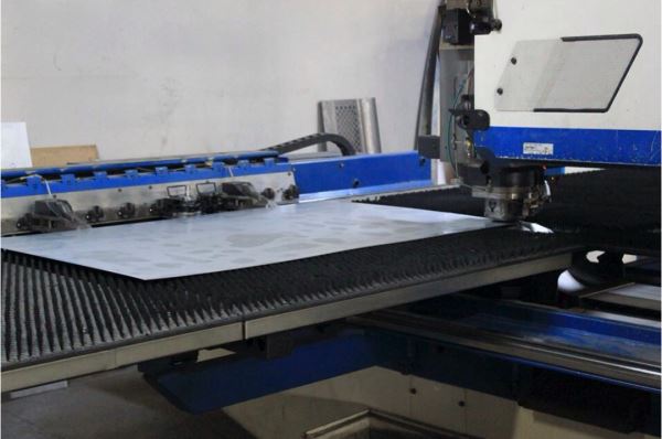 TRUMPF TRUPUNCH 2000R CNC PUNCH PRES