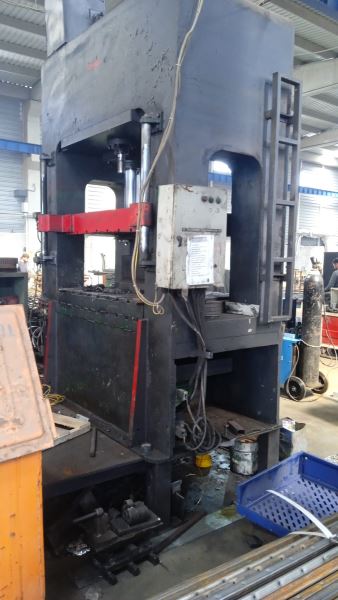 300 TON H HİDROLİK SIVAMA PRESİ
