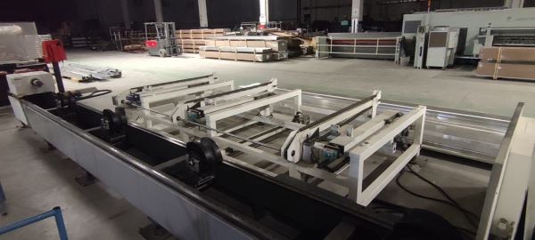 BODOR 2 kW Boru Kesim Lazeri