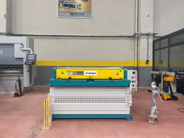 ERGM 1320X2.5 MM. REDÜKTÖRLÜ GİYOTİN MAKAS