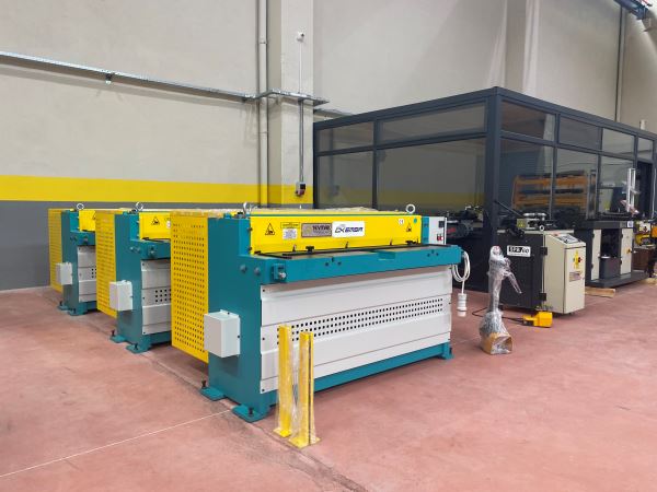 ERGM 1320X2.5 MM. REDÜKTÖRLÜ GİYOTİN MAKAS