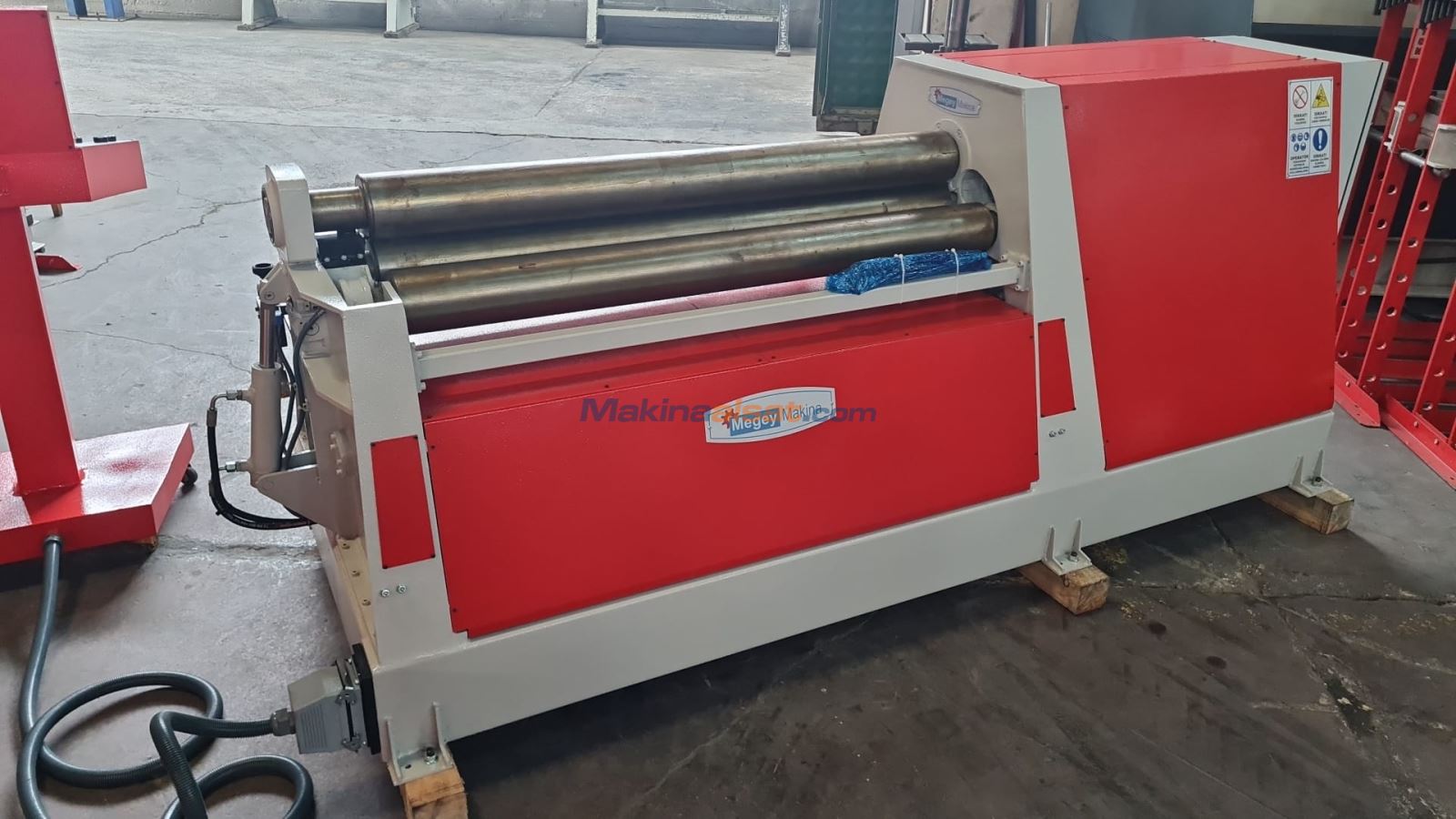 MEGEY AHS 1300 x 120 4 TOPLU HİDROLİK SİLİNDİR