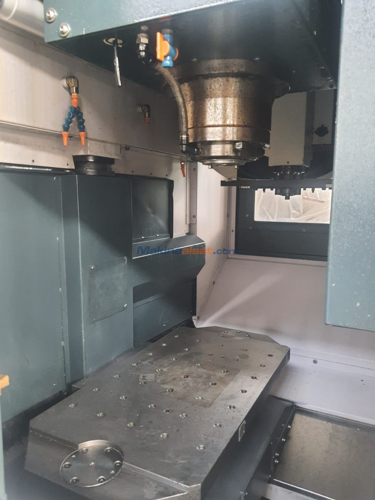 Twinhorn VTW-540 Çift Tabla CNC Dik İşlem