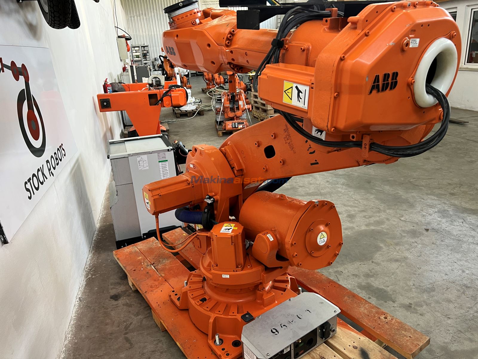 ABB IRB 6640 - 205/2.75 IRC5